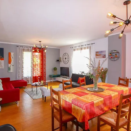 Awesome In With Kitchen