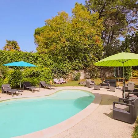 Hébergement de vacances Awesome In With Kitchen *